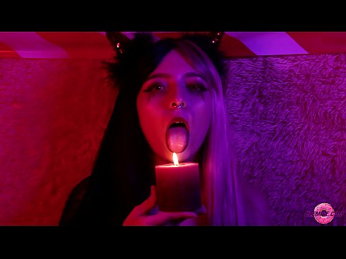 ❤️ Blowjob feno fitiavana avy amin'ny Succubus Sexy miaraka amin'ny fahatanterahan'ny vava ☑ Voasary vetaveta vita an-trano aminay